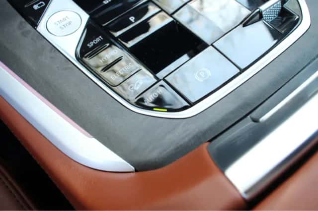 BMW X5 (2025) thumbnail 35