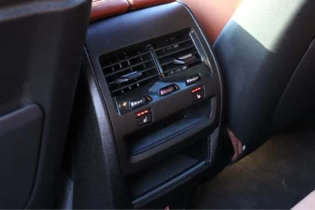 BMW X5 (2025) thumbnail 43