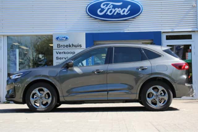 Ford Kuga (2026) thumbnail 2