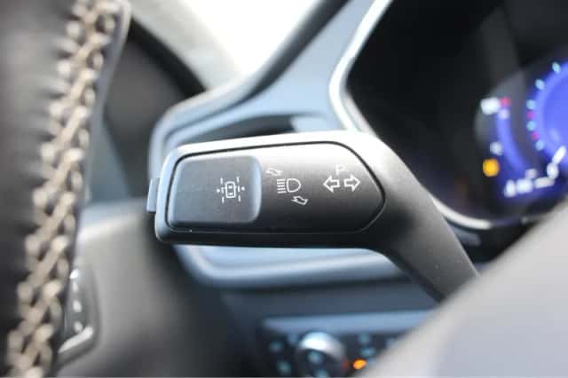 Ford Kuga (2020) thumbnail 17