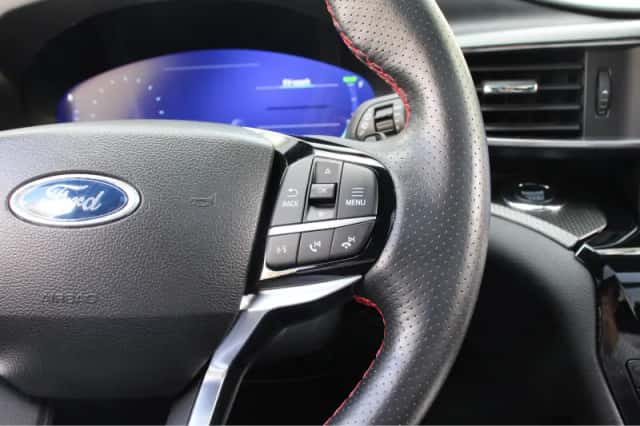 Ford Explorer (2024) thumbnail 14