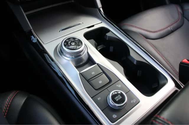 Ford Explorer (2024) thumbnail 28
