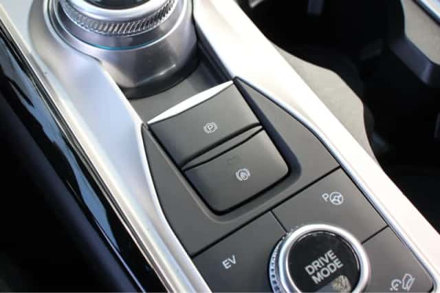 Ford Explorer (2024) thumbnail 32