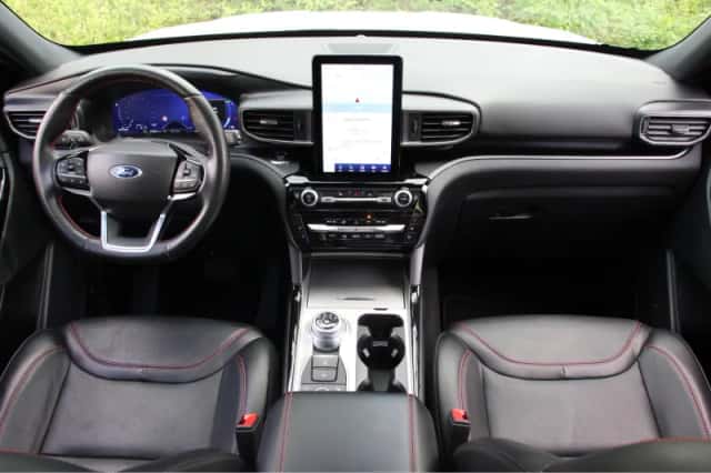 Ford Explorer (2024) thumbnail 5