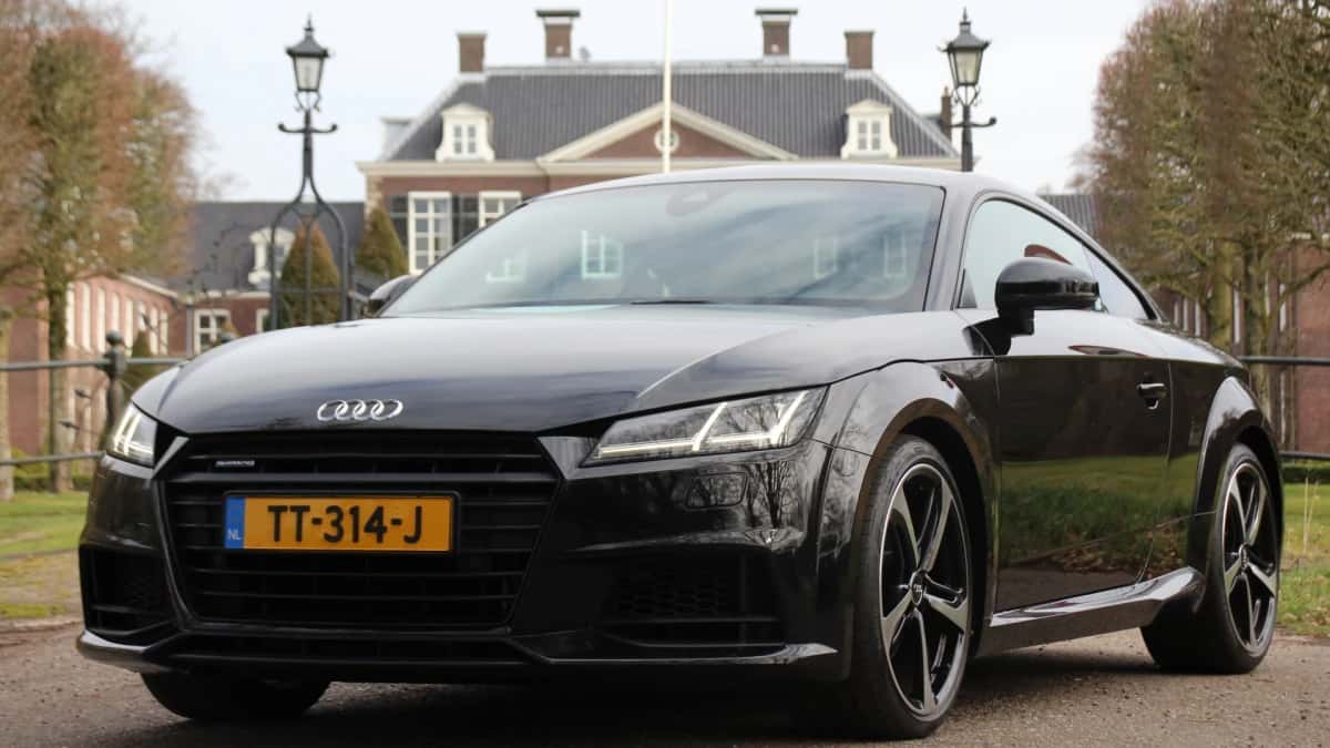 Audi TT (2018) — foto 1