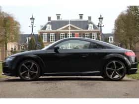 Audi TT (2018) thumbnail 2