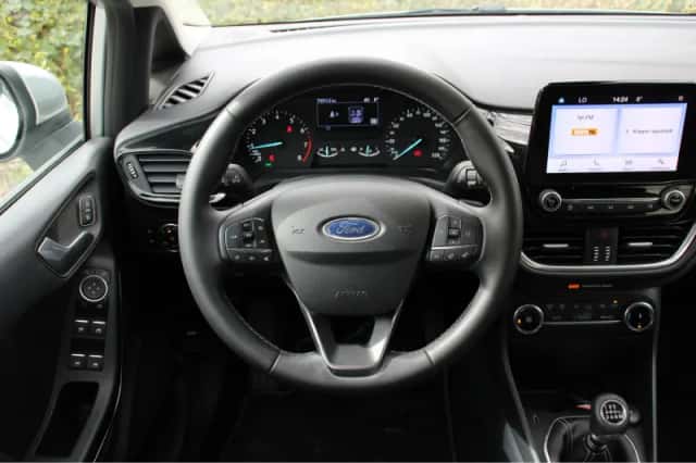 Ford Fiesta (2021) thumbnail 25
