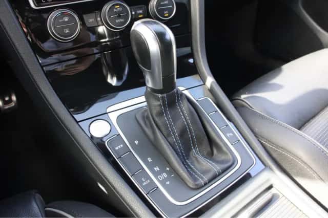 Volkswagen Golf (2020) thumbnail 24