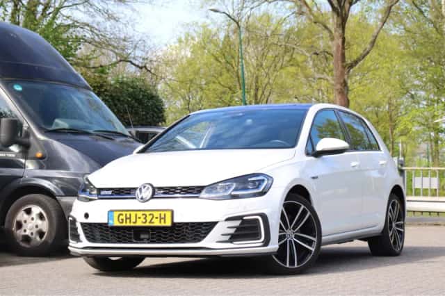 Volkswagen Golf (2020) thumbnail 29