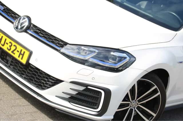 Volkswagen Golf (2020) thumbnail 30