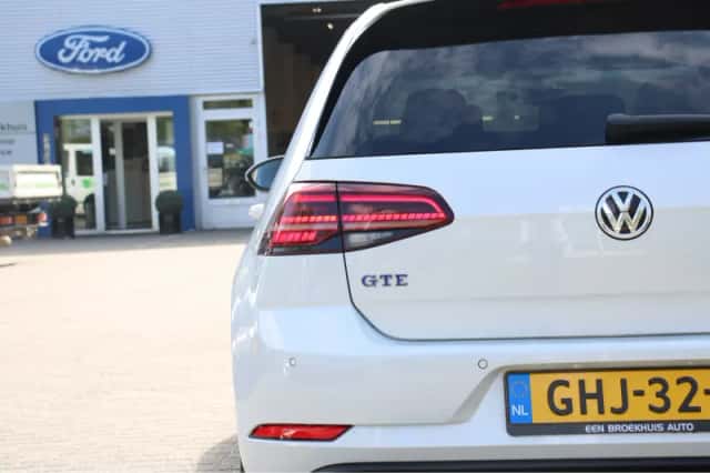 Volkswagen Golf (2020) thumbnail 31