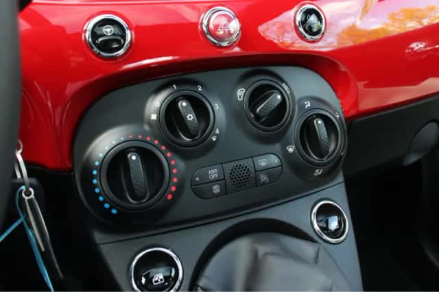 Fiat 500 (2023) thumbnail 16