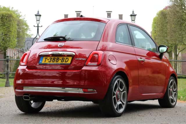 Fiat 500 (2023) thumbnail 3