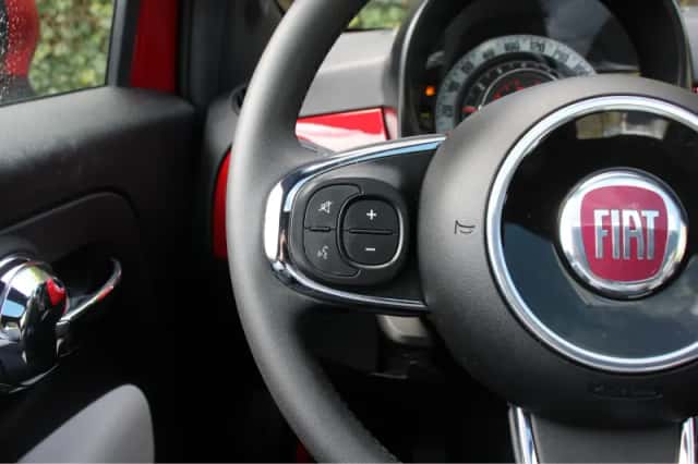 Fiat 500 (2023) thumbnail 10