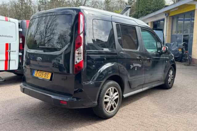 Ford Tourneo Connect (2019) thumbnail 4