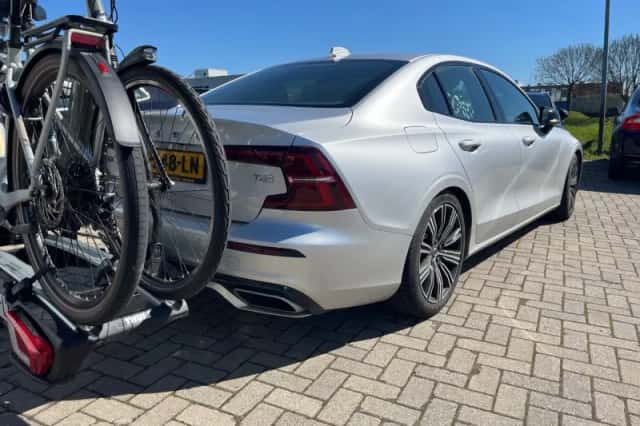 Volvo S60 (2020) thumbnail 5