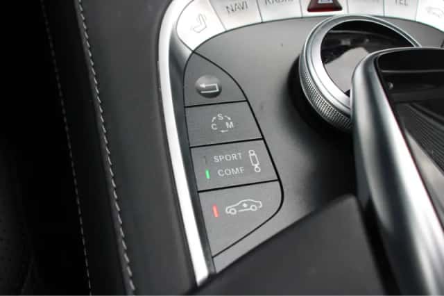 Mercedes-Benz S (2014) thumbnail 33