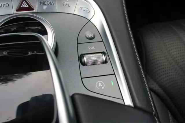 Mercedes-Benz S (2014) thumbnail 36