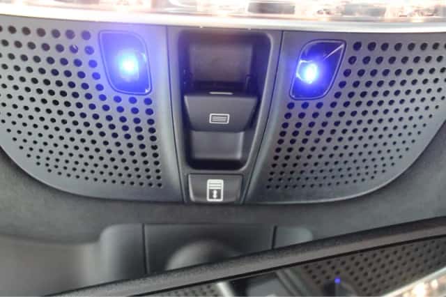 Mercedes-Benz S (2014) thumbnail 40