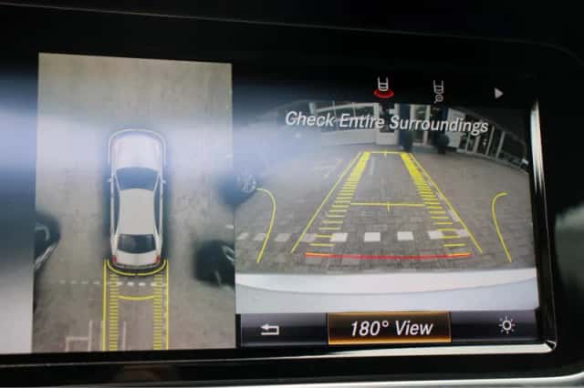 Mercedes-Benz S (2014) thumbnail 10