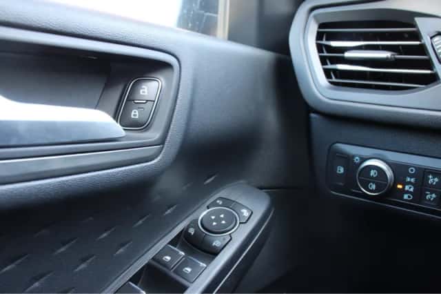 Ford Kuga (2020) thumbnail 21