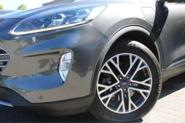 Ford Kuga (2020) thumbnail 39