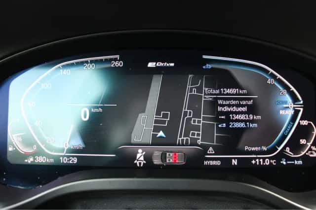 BMW X3 (2023) thumbnail 12