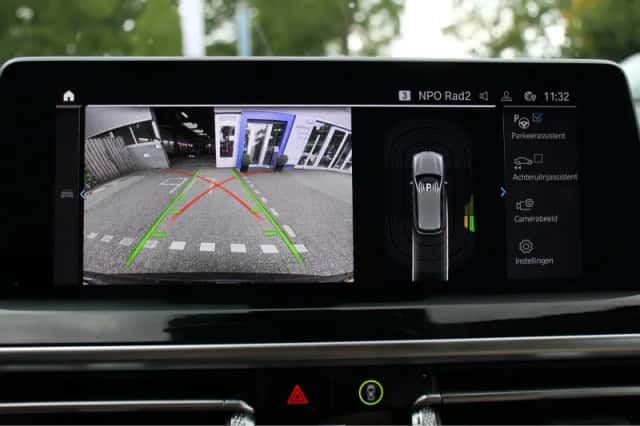 BMW X3 (2023) thumbnail 9
