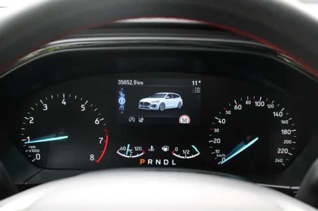 Ford Focus (2024) thumbnail 11