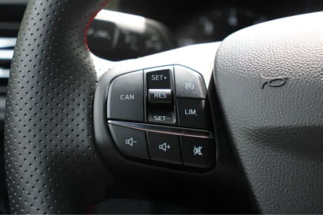 Ford Focus (2024) thumbnail 14
