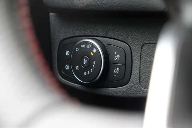 Ford Focus (2024) thumbnail 16