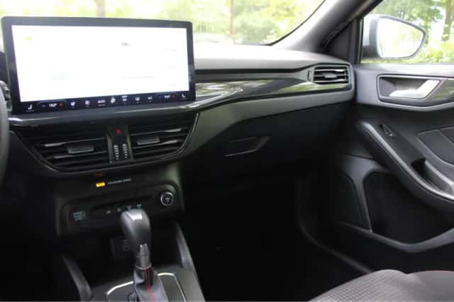 Ford Focus (2024) thumbnail 24