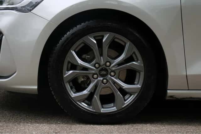 Ford Focus (2024) thumbnail 31