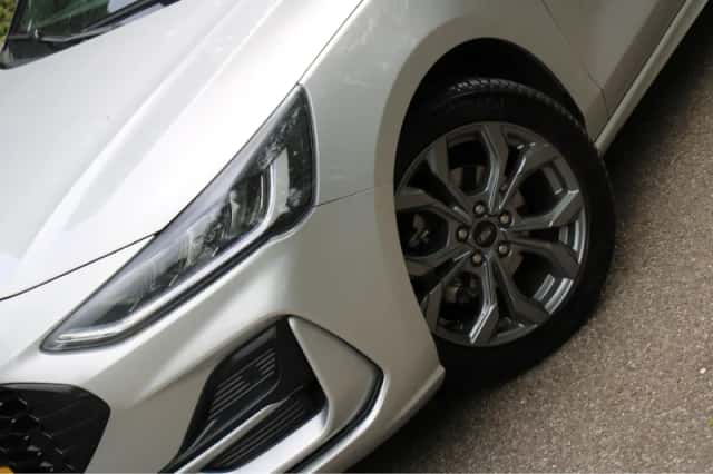 Ford Focus (2024) thumbnail 32