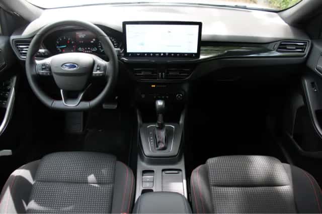 Ford Focus (2024) thumbnail 5