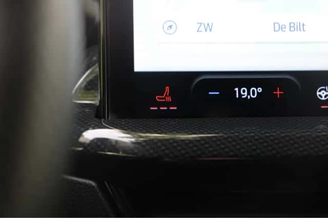 Ford Focus (2024) thumbnail 8