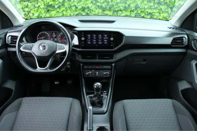 Volkswagen T-Cross (2019) thumbnail 5