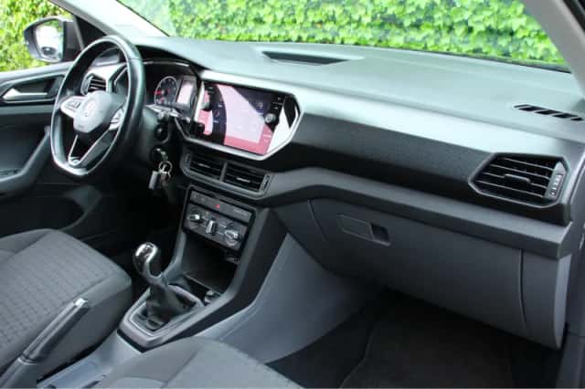 Volkswagen T-Cross (2019) thumbnail 6