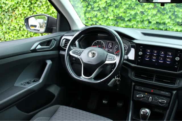Volkswagen T-Cross (2019) thumbnail 7