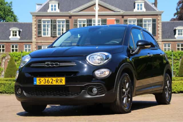 Fiat 500X (2023) thumbnail 1