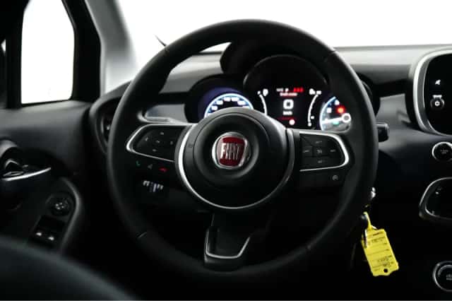 Fiat 500X (2023) thumbnail 8