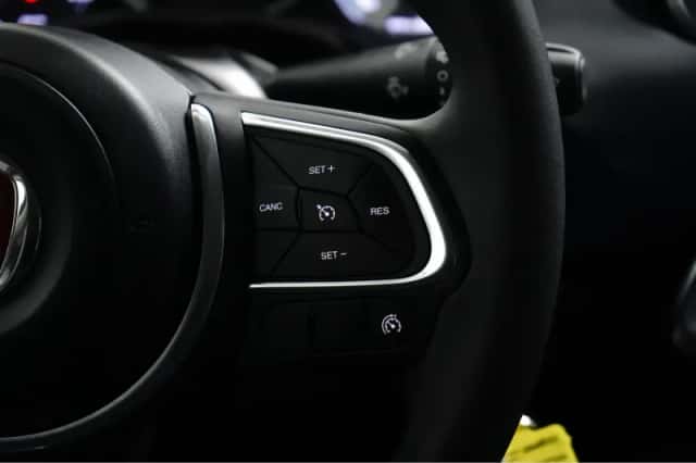 Fiat 500X (2023) thumbnail 10