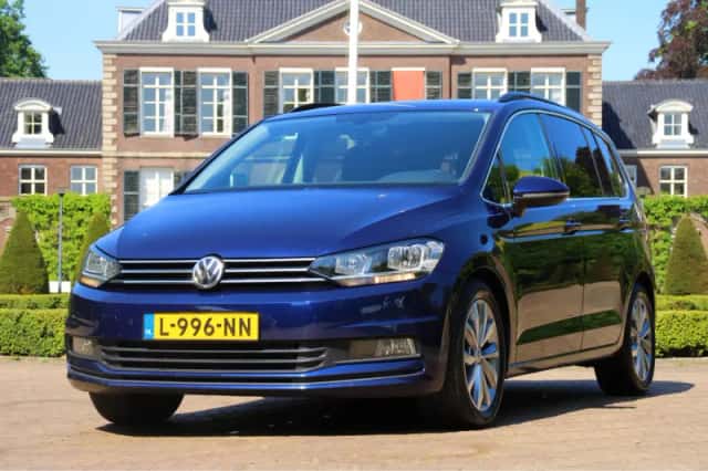 Volkswagen Touran (2020) thumbnail 1