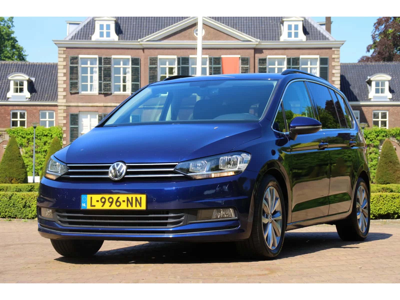 Volkswagen Touran (2020) — foto 1