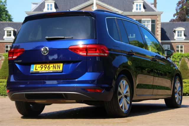 Volkswagen Touran (2020) thumbnail 3