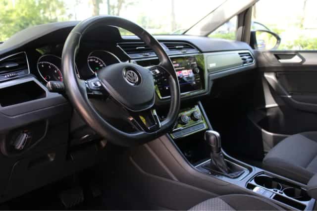 Volkswagen Touran (2020) thumbnail 4