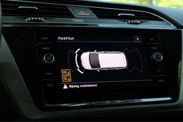 Volkswagen Touran (2020) thumbnail 7