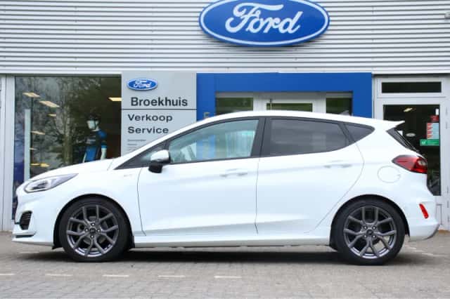 Ford Fiesta (2022) thumbnail 2