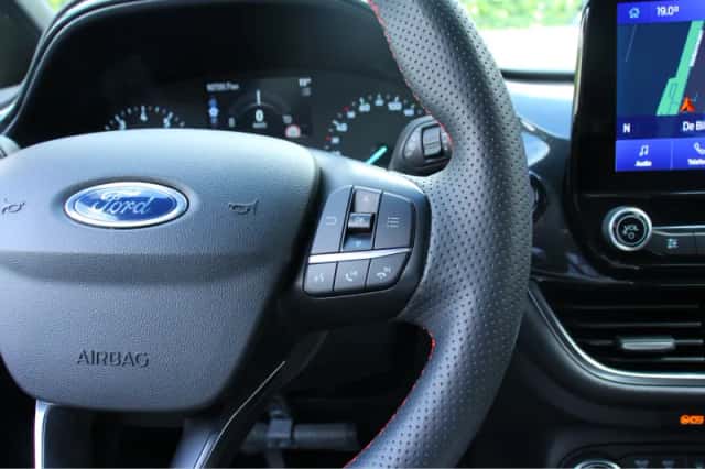 Ford Fiesta (2022) thumbnail 15