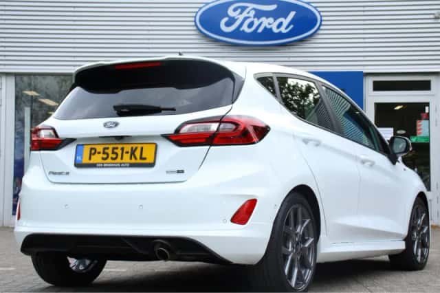 Ford Fiesta (2022) thumbnail 3